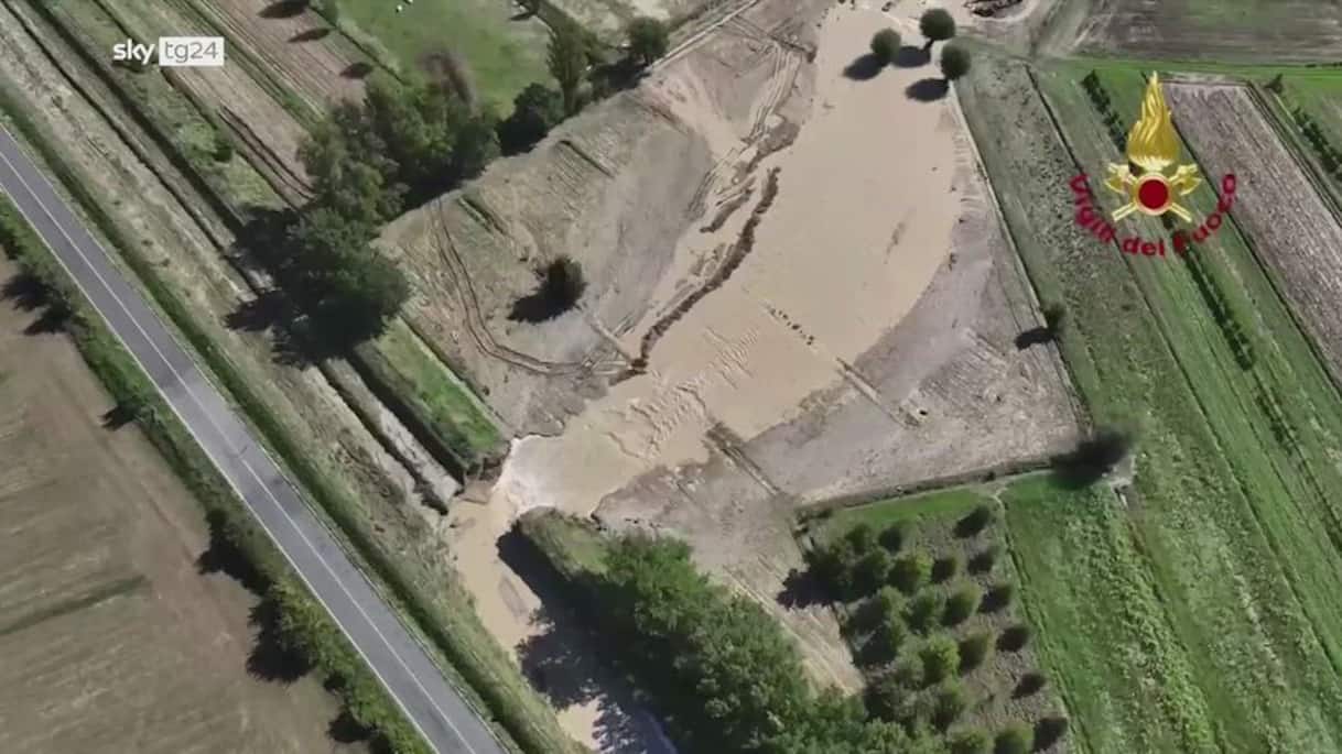 maltempo in umbria torrenti esondati e abitazioni allagate