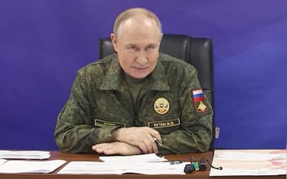 epa12483281 A handout photo made from video released by the Russian Presidential Press Office on 26 October 2025 shows, Russian President Vladimir Putin during his visit to one of the command posts of the Joint Group of Forces, at an undisclosed location.  EPA/RUSSIAN PRESIDENTIAL PRESS OFFICE / HANDOUT MANDATORY CREDIT
HANDOUT EDITORIAL USE ONLY/NO SALES