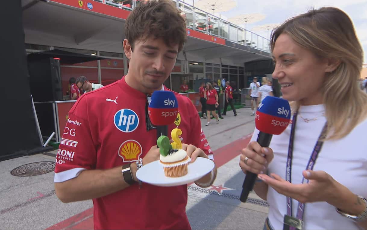 https://static.sky.it/editorialimages/4c284d4ddb86d4d8c550a14b6b61c87efee9ccef/skysport/it/motori/formula-1/video/2025/10/16/f1-gp-usa-leclerc-ferrari-intervista-1043741/f1_video_sky_leclerc_gp_usa.jpg?im=Resize,width=1218