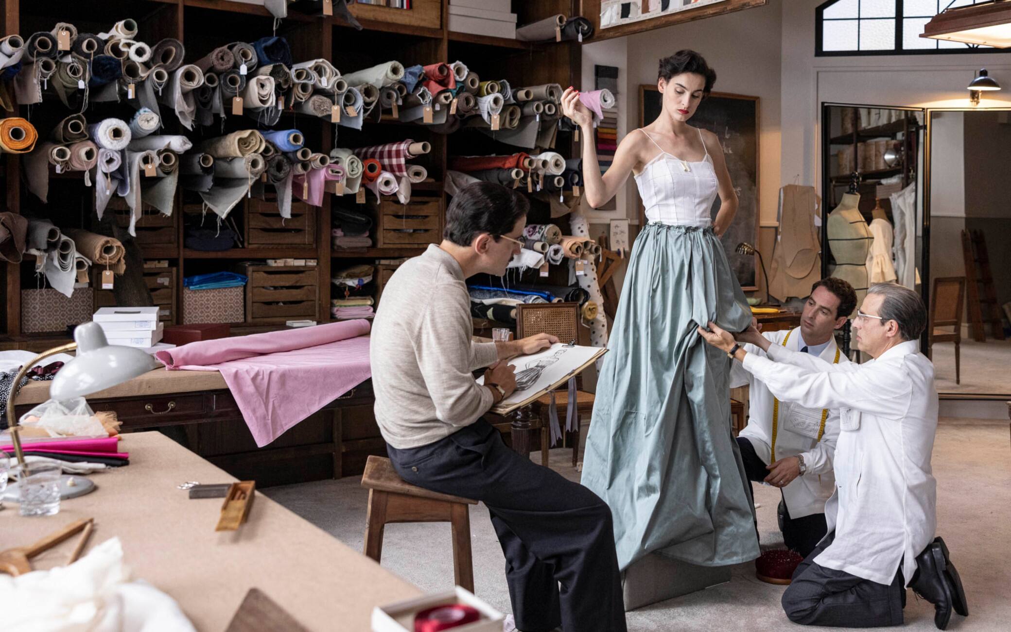 Una scena di Cristóbal Balenciaga