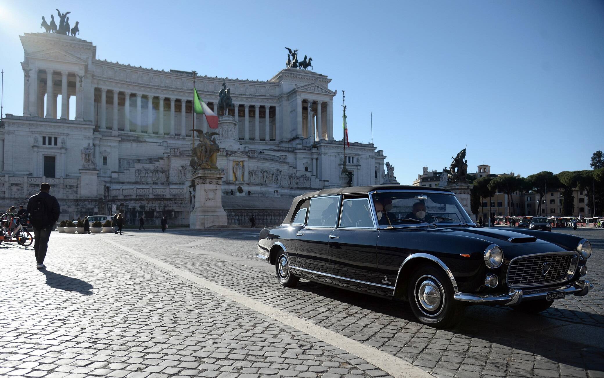 La Lancia Flaminia ieri a Roma