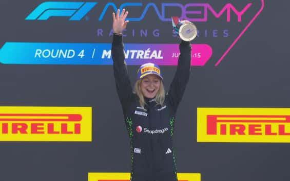 https://static.sky.it/editorialimages/4d0429134105d61c3785eada9c09ecea8814a971/skysport/it/motori/formula-1/video/2025/06/14/f1-academy-gp-canada-gara-1-risultati/F1_ACADEMY_DORIANE_PIN_SCREEN_GP_CANADA.jpg?im=Resize,width=565