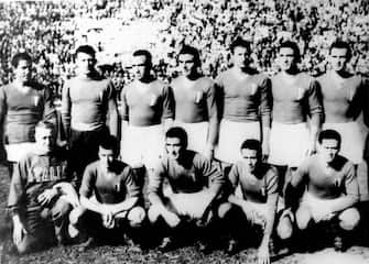 Soccer - World Cup Brazil 1950 - Group Three - Italy v Paraguay