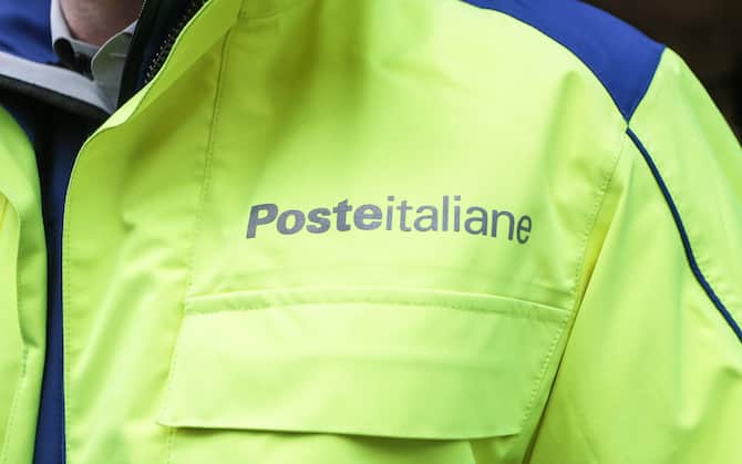 Poste Italiane lancia PosteGoFresh, primo servizio di delivery per alimenti  freschi: come funziona