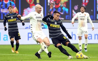 Inter’s Lautaro Martinez (R) scores the 2-0 goal&nbsp; during the Italian serie A soccer match between FC Inter  and Benevento at Giuseppe Meazza stadium in Milan, 30 january 2021.
ANSA / MATTEO BAZZI