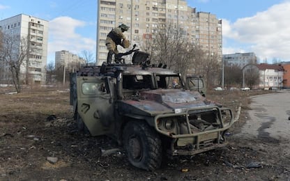 Ucraina Russia, strage a Poltava. Zelensky: Cambierà metà governo