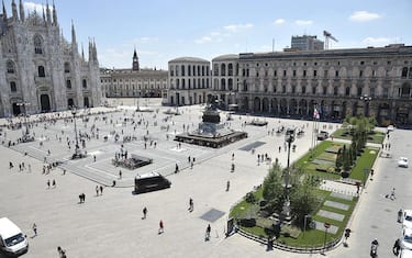 Una panoramica mostra il nuovo look di Piazza Duomo, Milano, 3 Luglio 2014. ANSA/ UFFICIO STAMPA/ COMUNE DI MILANO