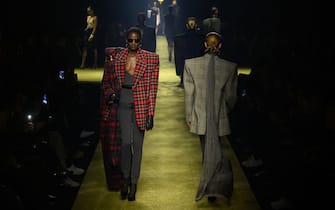 Paris Fashion Week sfilata Saint Laurent