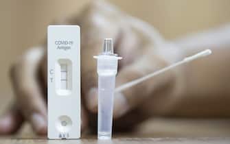 People with COVID-19 sound use COVID antigen test kits to check for infection so they can be treated if they're positive. And if the test result is negative, it's safe.