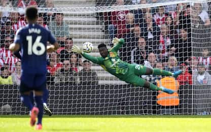 Onana para un rigore al Southampton. VIDEO