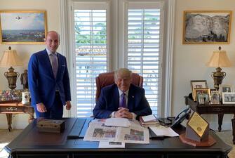 La prima foto dell'ufficio di Donald Trump a Mar-a-Lago