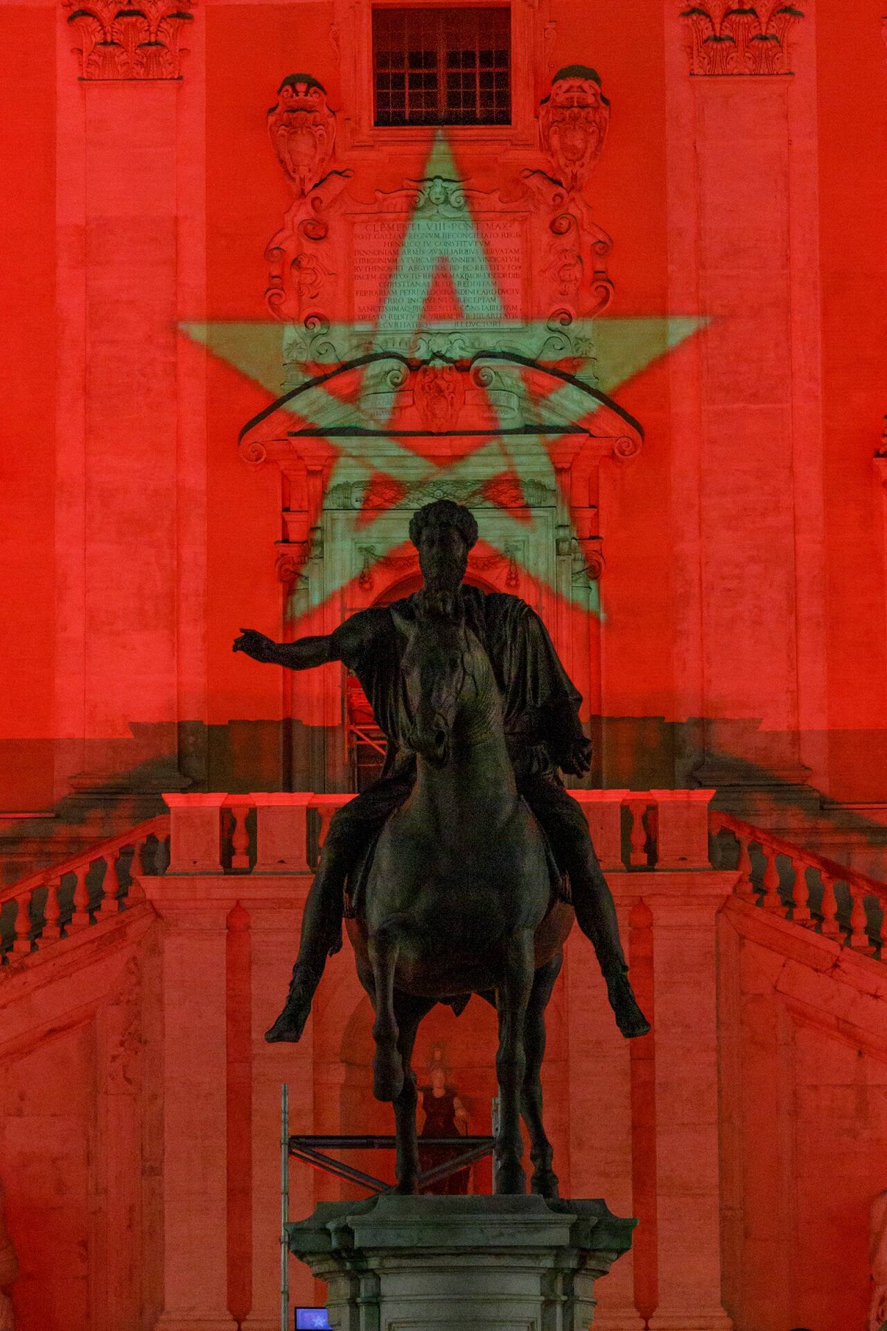 La bandiera del Marocco su Palazzo senatorio
