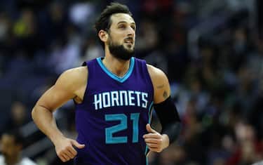 DI NUOVO CON GLI HORNETS, MA A CHARLOTTE