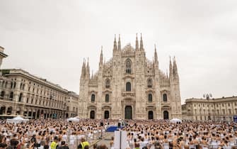 roberto bolle ondance milano duomo ballo in bianco