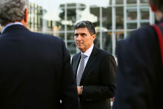 caso equalize enrico pazzali tra i 15 indagati per dossieraggio su vip e politici