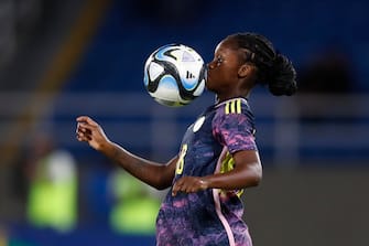 epa10704960 Linda Caicedo of Colombia controls the ball during an international friendly soccer match between the national women's team of Colombia and Panama at Pascual Guerrero stadium in Cali, Colombia, 21 June 2023.  EPA/ERNESTO GUZMAN JR