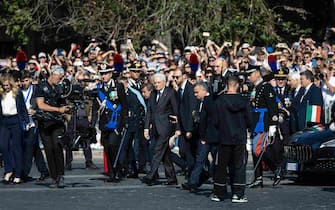 Il presidente della Repubblica Sergio Mattarella, durante le celebrazioni per il 77esimo anniversario della proclamazione della Repubblica, Roma, 2 giugno 2023.
Italian president Sergio Matterella attends the celebrations of Republic Day, in Rome, Italy, 02 June 2023.
ANSA/MASSIMO PERCOSSI