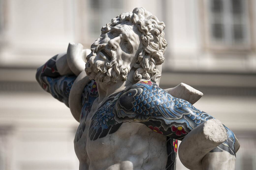 Fabio_Viale_Laocoonte_2020_marmo_bianco_e_pigmenti_Credits_Nicolo_Campo_DB_Studio_03_copia.jpg