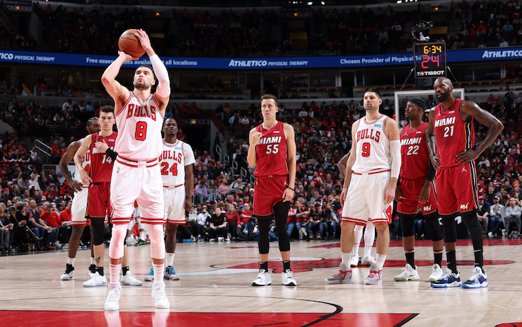 CHICAGO, IL - APRIL 2: Zach LaVine #8 of the Chicago Bulls shoots a free throw during the game against the Miami Heat on April 2, 2022 at United Center in Chicago, Illinois. NOTE TO USER: User expressly acknowledges and agrees that, by downloading and or using this photograph, User is consenting to the terms and conditions of the Getty Images License Agreement. Mandatory Copyright Notice: Copyright 2022 NBAE (Photo by Jeff Haynes/NBAE via Getty Images)
