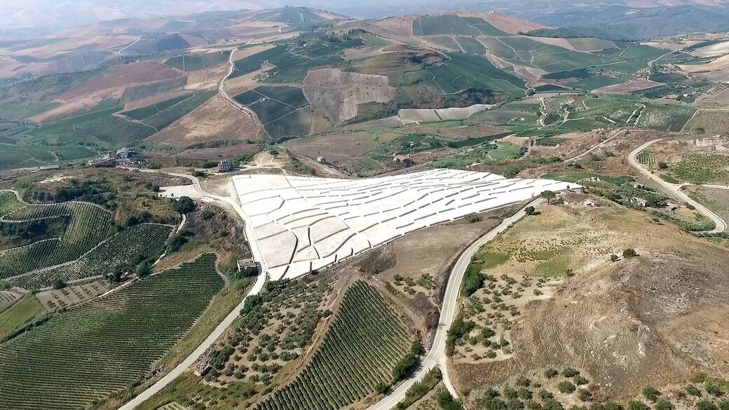Tenute_Orestiadi_29_Cretto_di_Burri_panorama.jpg