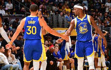 JIMMY È GIÀ CALDO E STEPH EVITA GLI STRAORDINARI