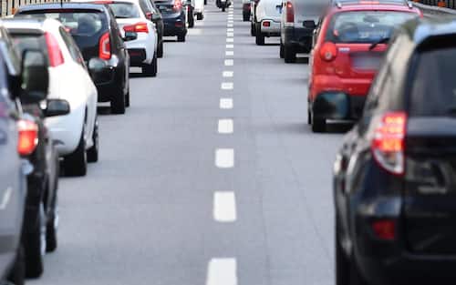 Traffico intenso sull'autostrada A7 direzione A10 a causa della chiusura dello svincolo verso il ponete Morandi a Genova, 20 agosto 2018. ANSA/LUCA ZENNARO