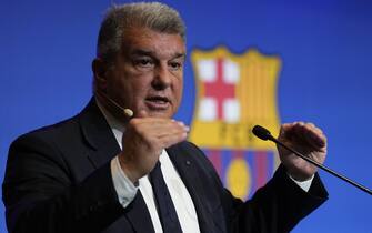 epa10456542 FC Barcelona's Chairman Joan Laporta addresses a press conference to report on current situation of the club in Barcelona, northeastern Spain, 09 February 2023.  EPA/Alejandro Garcia