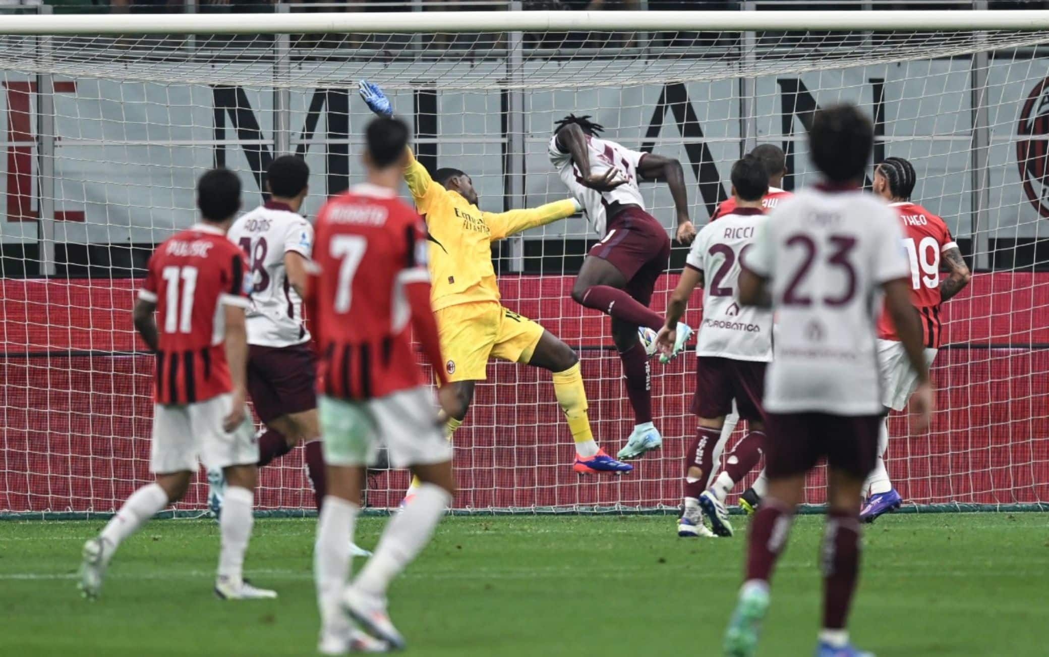 Zapata! E' 2-0 del Toro a San Siro