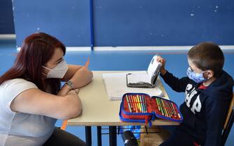CORONAVIRUS: RIPRENDONO LEZIONI SCOLASTICHE A BORGOSESIA