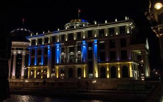 monumento luce ucraina