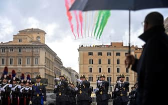 Cerimonia Festa delle forze armate, frecce tricolori