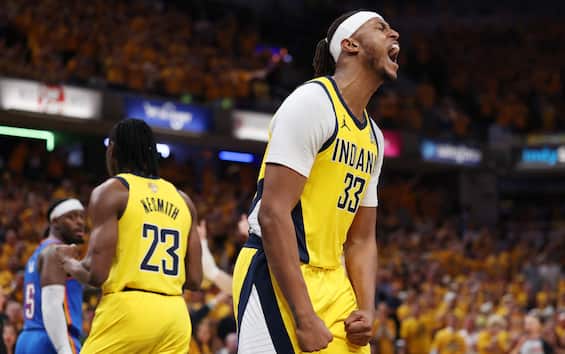 https://static.sky.it/editorialimages/51bcd61bda185a55eea3bff7ee19eee5c87d5704/skysport/it/nba/2025/06/12/nba-finals-okc-thunder-indiana-gara-3-risultato/Myles_Turner_Getty_Indiana_Pacers_cover.jpg?im=Resize,width=565