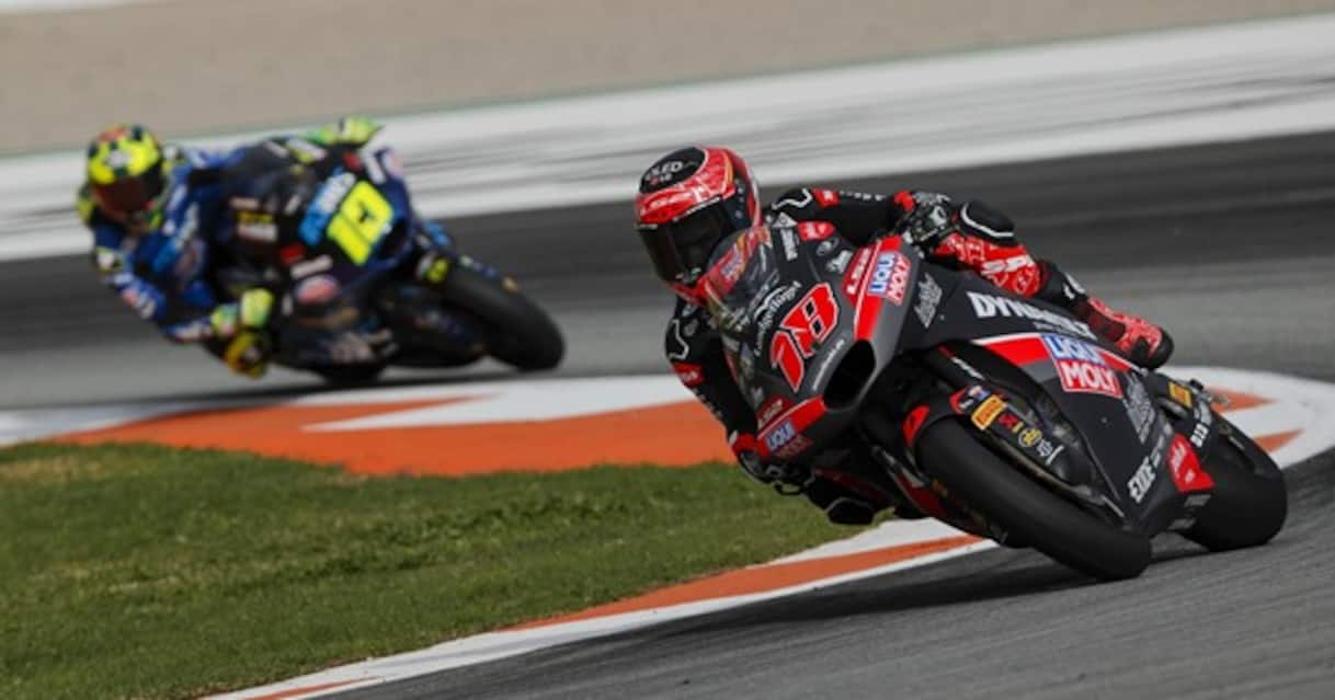 https://static.sky.it/editorialimages/51c5c5f86653c8d8a2a0e36058ca9f6183e7a847/skysport/it/motori/motogp/2025/11/14/moto2-gp-valencia-prove-libere-risultati-oggi/moreira_gonzalez_moto2_ansa_og.jpg?im=Resize,width=1218