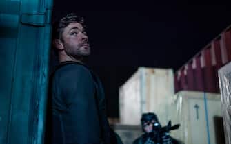 07-john-krasinski-sexiest-man-alive-2024-people-webphoto - 1