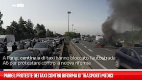 Parigi, proteste dei taxi contro riforma di trasporti medici