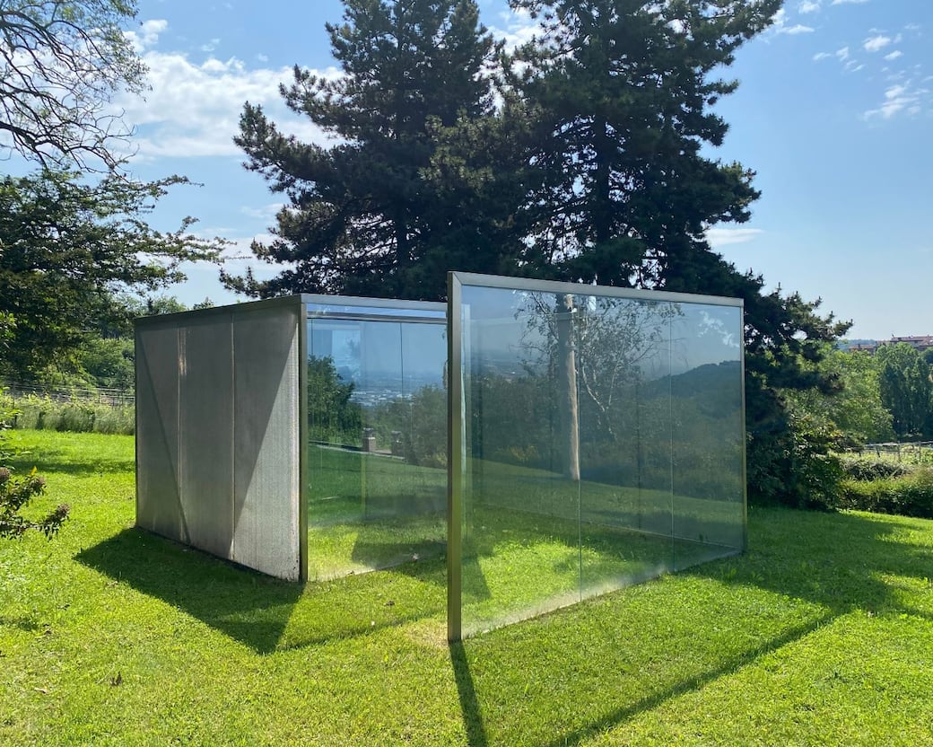 Dan Graham, Labyrint II, 2002 ©Fondazione Clerici Ph. Elisa Arrigoni e Valerio Morgante