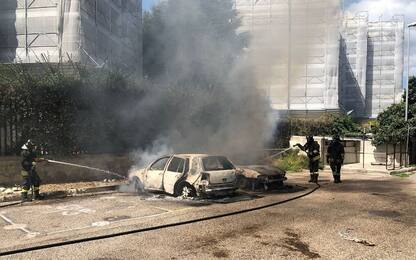 Quarto, dà fuoco a una donna dopo lite condominiale: arrestato 53enne