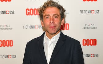 Elliot Levey