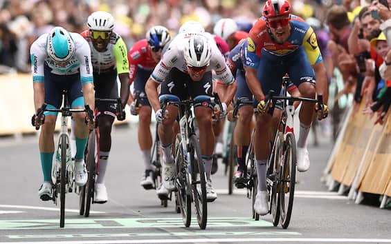 Tour, 3^ tappa: Merlier brucia Milan in volata