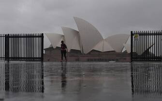 Covid, strade deserte a Sydney per il lockdown