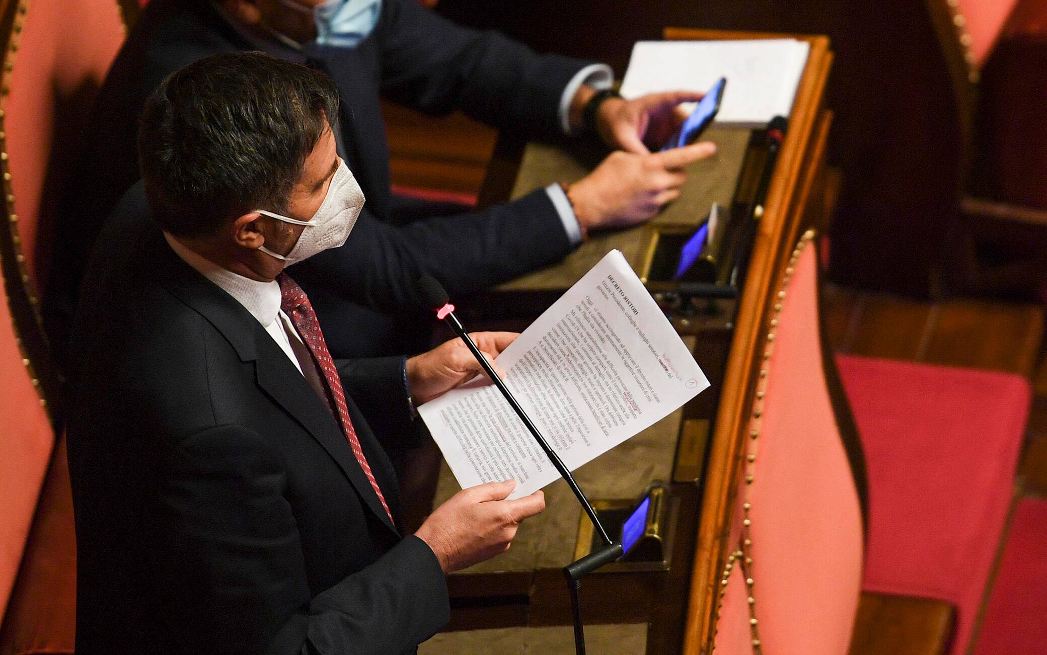 LÕintervento di Paolo Saviane nel corso della discussione generale sul Dl ristori al Senato, Roma, 14 dicembre 2020.
MAURIZIO BRAMBATTI/ANSA