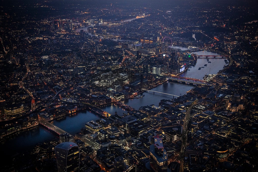 London_to_Lambeth_Bridges_-_Illuminated_River_©_Jason_Hawkes_1.jpg