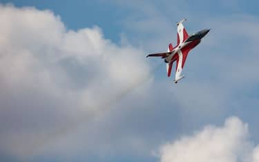 The iconic red solo F-16, with the flag of Denmark, a General Dynamics F-16AM Fighting Falcon as seen during a flying display from Royal Danish Air Force. The F16 combat fighter jet operated a flying demonstration with maneuvers in the blue Greek sky as it participated in Athens Flying Week 2021 AFW Air Show at Tanagra Military Air Base LGTG airport. Denmark is a founding member of the North Atlantic Treaty Organisation NATO with the air force participating in operations. Athens, Greece on September 5, 2021 (Photo by Nicolas Economou/NurPhoto via Getty Images)