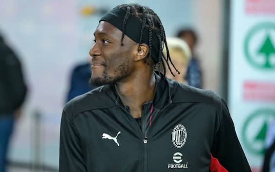 https://static.sky.it/editorialimages/545a34ca4f8bb21d1985edee9713a0f5913dc749/skysport/it/calcio/serie-a/video/2025/05/08/milan-bologna-formazioni-news/ipa_abraham.jpg?im=Resize,width=565