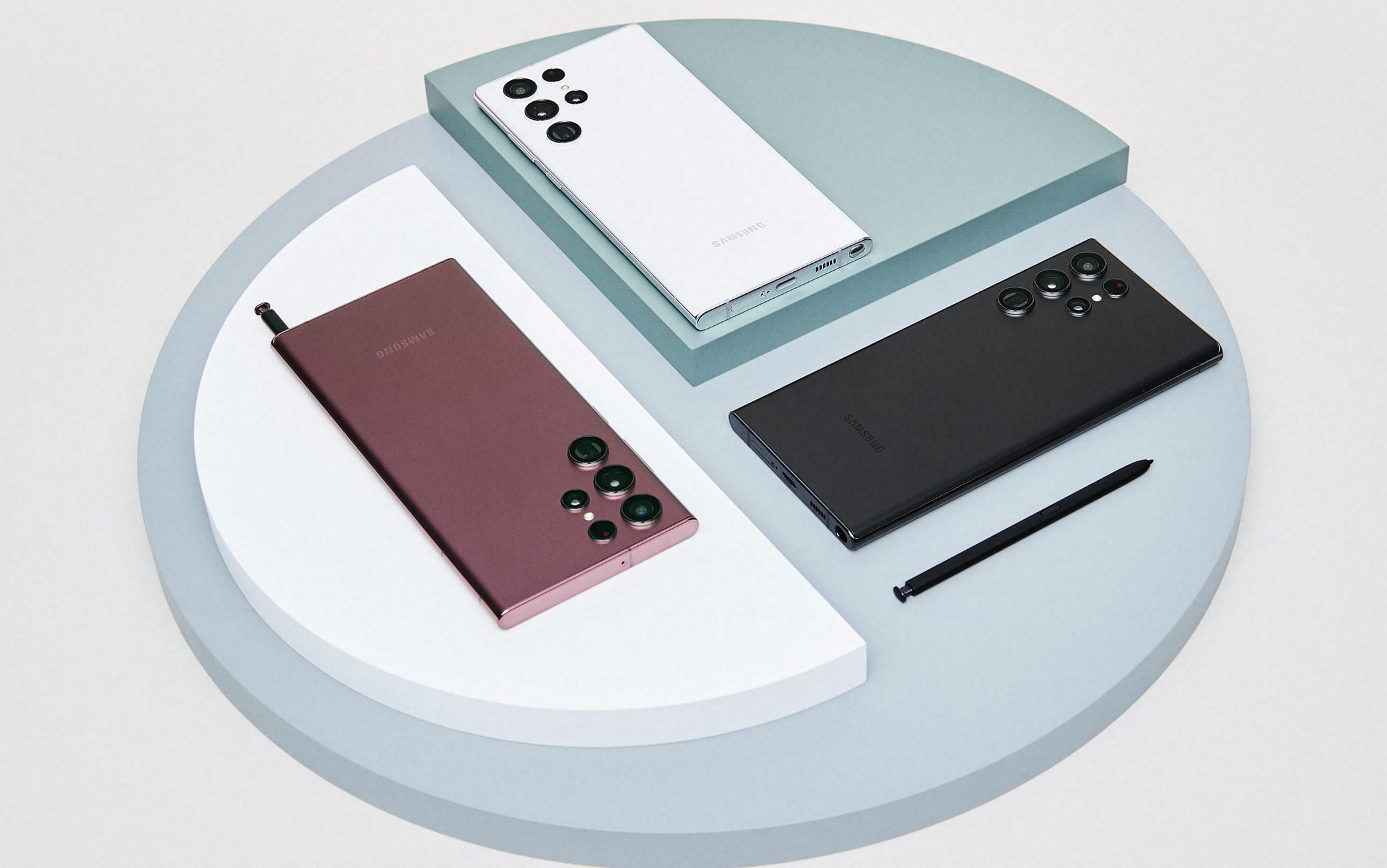 A bordo di S22 Ultra la S Pen per scrivere, prendere appunti, firmare documenti, disegnare