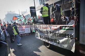 Manifestazione pro palestinesi contro Israele in via Padova, Milano 28 Gennaio 2024
ANSA/MATTEO CORNER