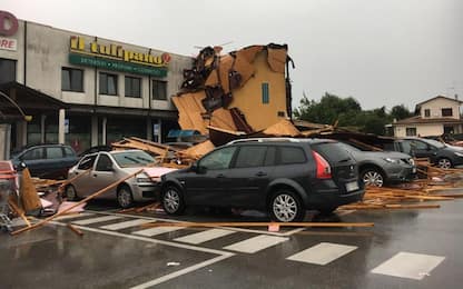 Maltempo al Nord, diversi feriti in Veneto. Danni a Jesolo