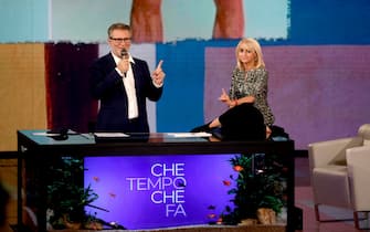 (da sx) Fabio Fazio e Luciana Littizzetto durante la prima puntata della nuova stagione di Che tempo che fa negli studi di Nove a Milano, 15 ottobre 2023.ANSA/MOURAD BALTI TOUATI


