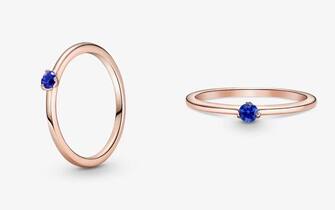 Anello solitario blu