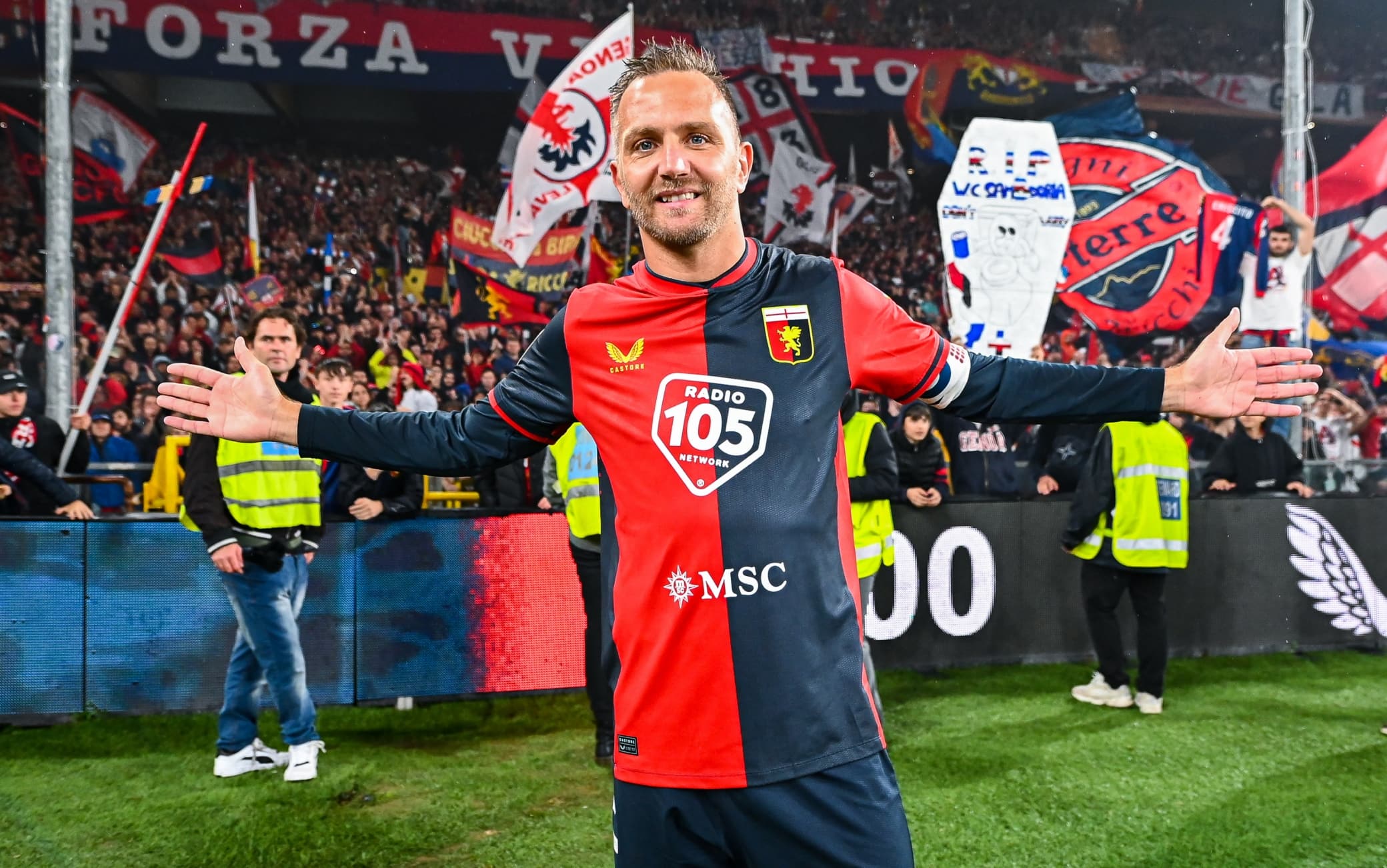 Genoa, Criscito si ritira e legge una lettera: 'Il calcio è vita' | Sky Sport